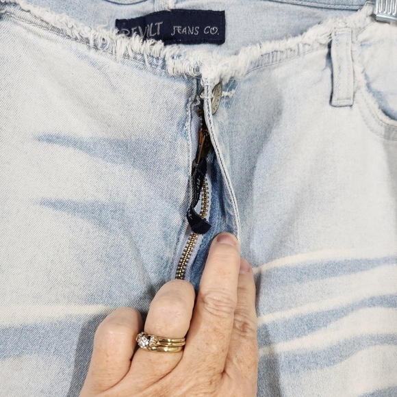 Revolt Capris Cropped Jeans, sz 15/16 - Picture 6 of 11
